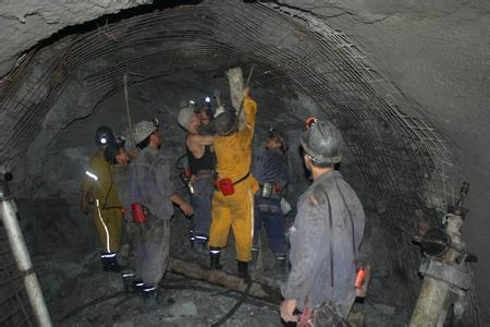 大石桥工程爆破中的危险因素分析以及应对工程爆破危险的措施
